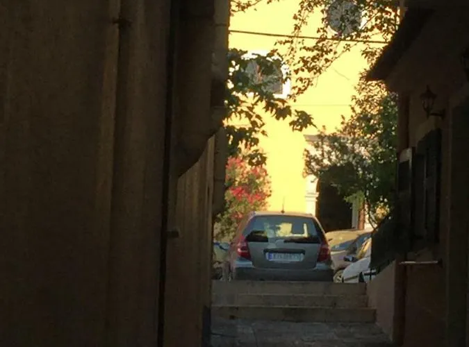 Nicola's Apartamento Corfu (city)