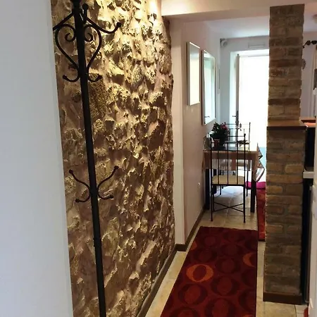 Nicola's Corfu (city)