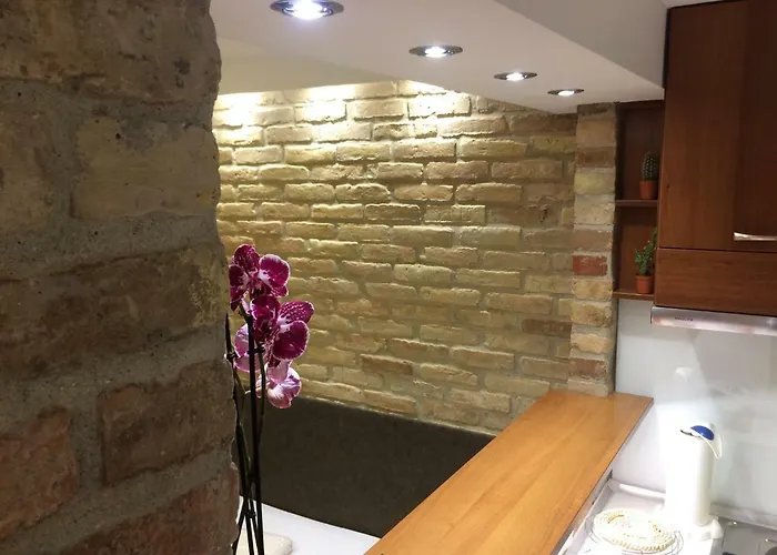 Nicola's Apartment *